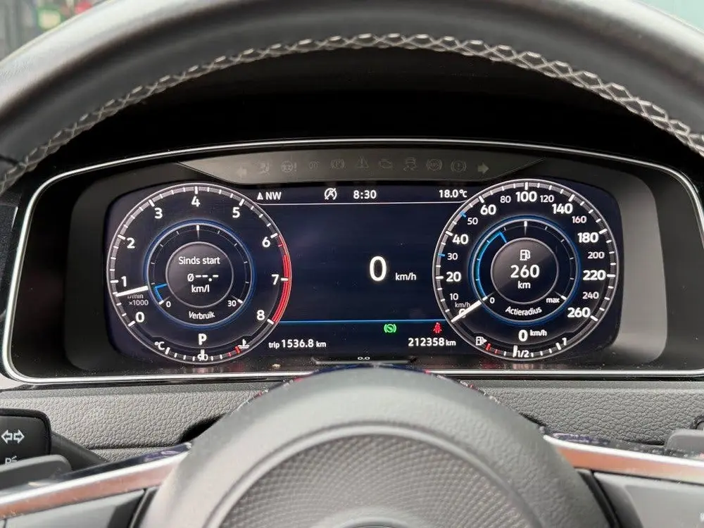 Volkswagen GOLF 1.5 TSI DSG 2x R-Line Pano Virtueel Stoelver uit 2019, foto 11