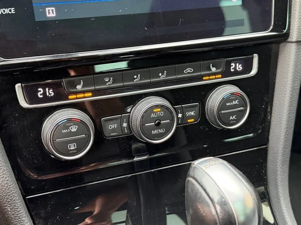 Volkswagen GOLF 1.5 TSI DSG 2x R-Line Pano Virtueel Stoelver uit 2019, foto 17