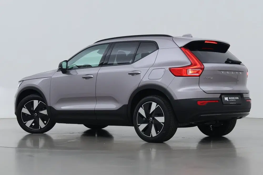 Volvo EX40 Single Motor Extended Range Plus 82 kWh uit 2026, foto 2