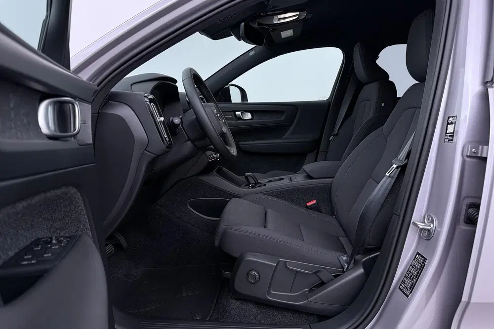 Volvo EX40 Single Motor Extended Range Plus 82 kWh uit 2026, foto 3
