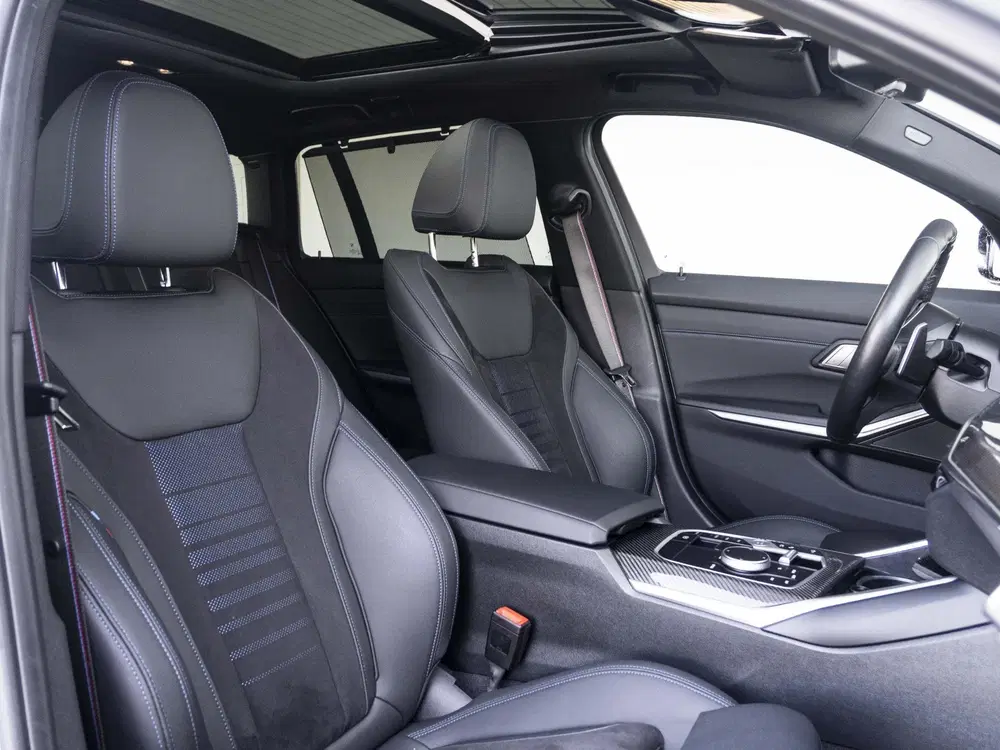 BMW 3-serie 320e Touring uit 2024, foto 4