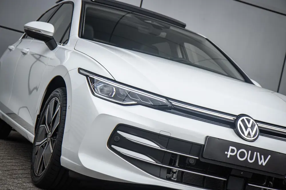 Volkswagen Golf 1.5 eHybrid 204pk DSG Style Edition | Panora uit 2026, foto 7