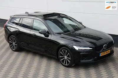 Volvo V60 2.0 T6 Recharge AWD Inscription Pano Leder uit 2022