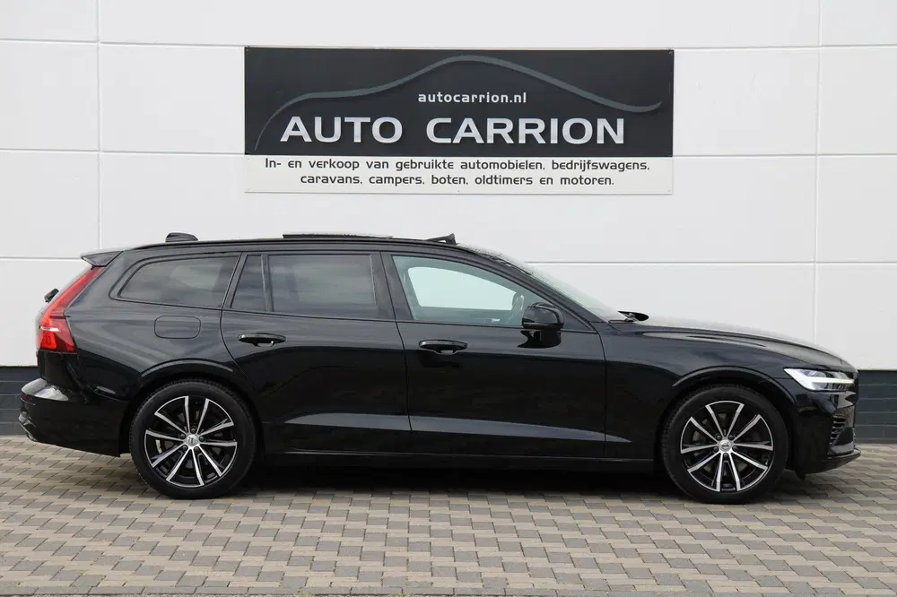 Volvo V60 2.0 T6 Recharge AWD Inscription Pano Leder uit 2022, foto 2
