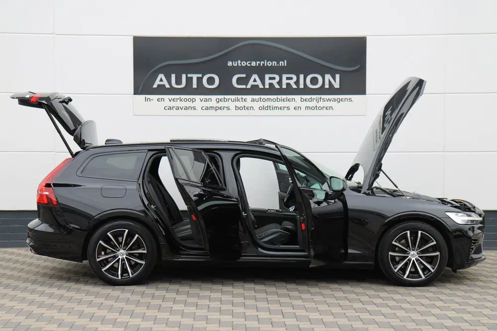 Volvo V60 2.0 T6 Recharge AWD Inscription Pano Leder uit 2022, foto 3