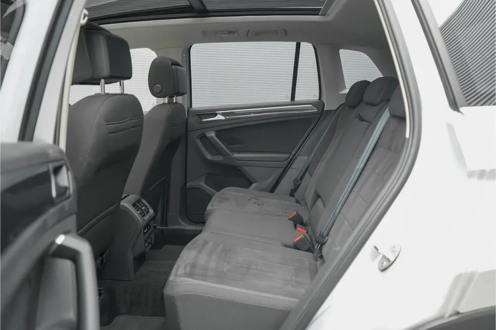 Volkswagen Tiguan 1.4 TSI eHybrid Elegance Pano ACC 360 IQ uit 2023, foto 6