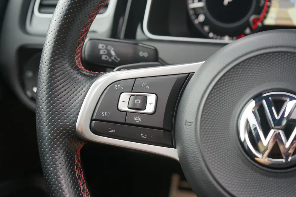 Volkswagen Golf 2.0 TSI GTI TCR 290PK DSG Panodak Akra DCC D uit 2020, foto 18