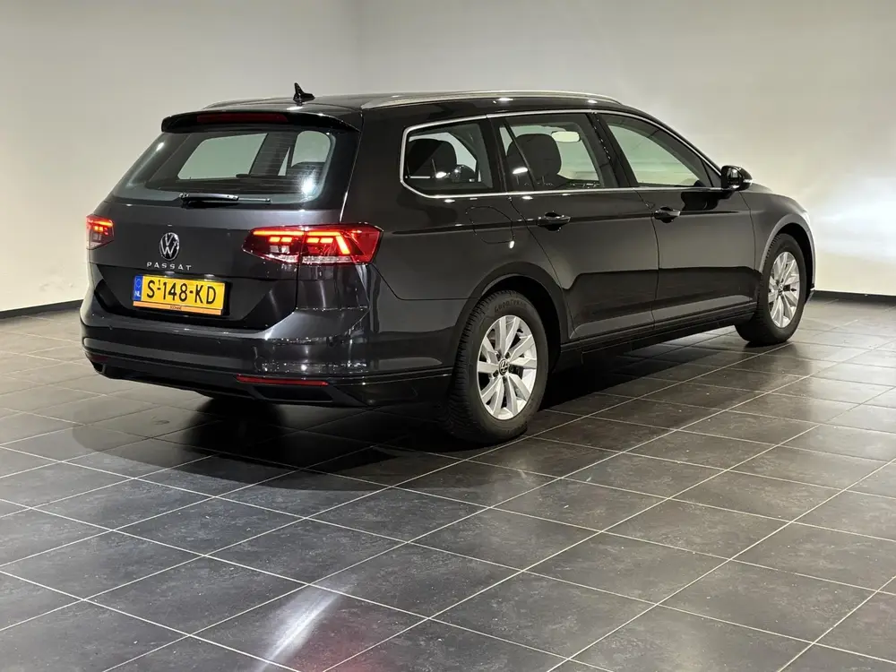Volkswagen Passat Variant 1.5 TSI Business | Adaptieve cruis uit 2023, foto 2