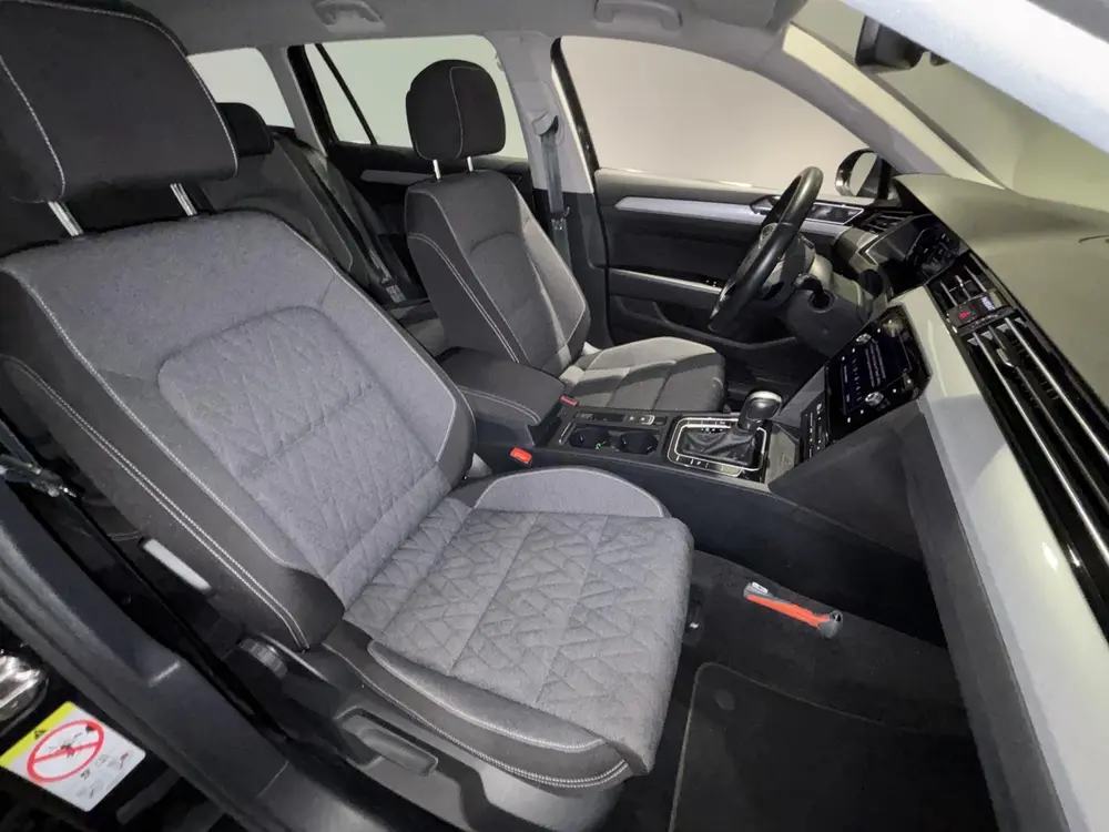 Volkswagen Passat Variant 1.5 TSI Business | Adaptieve cruis uit 2023, foto 7