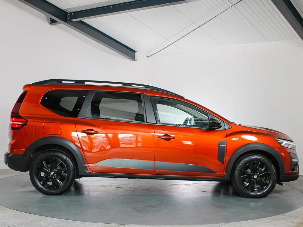 Dacia Jogger 1.0 TCe Extreme uit 2022, foto 8