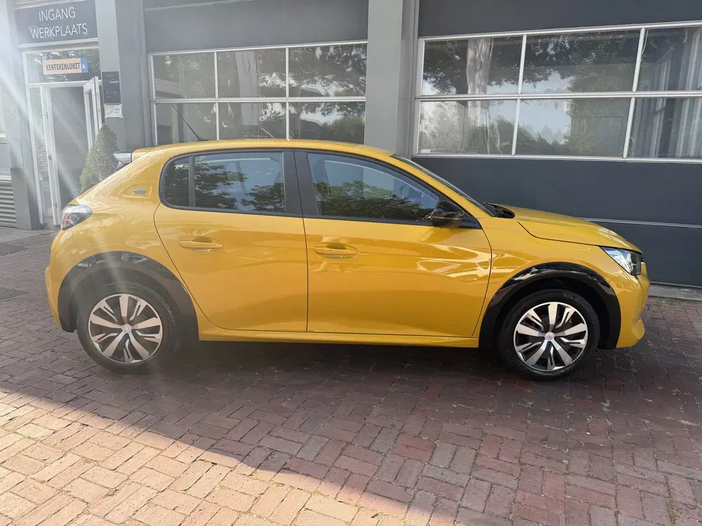 Peugeot 208 EV Active 50 kWh Automaat Bj 2022 Km 70.00 uit 2022, foto 4
