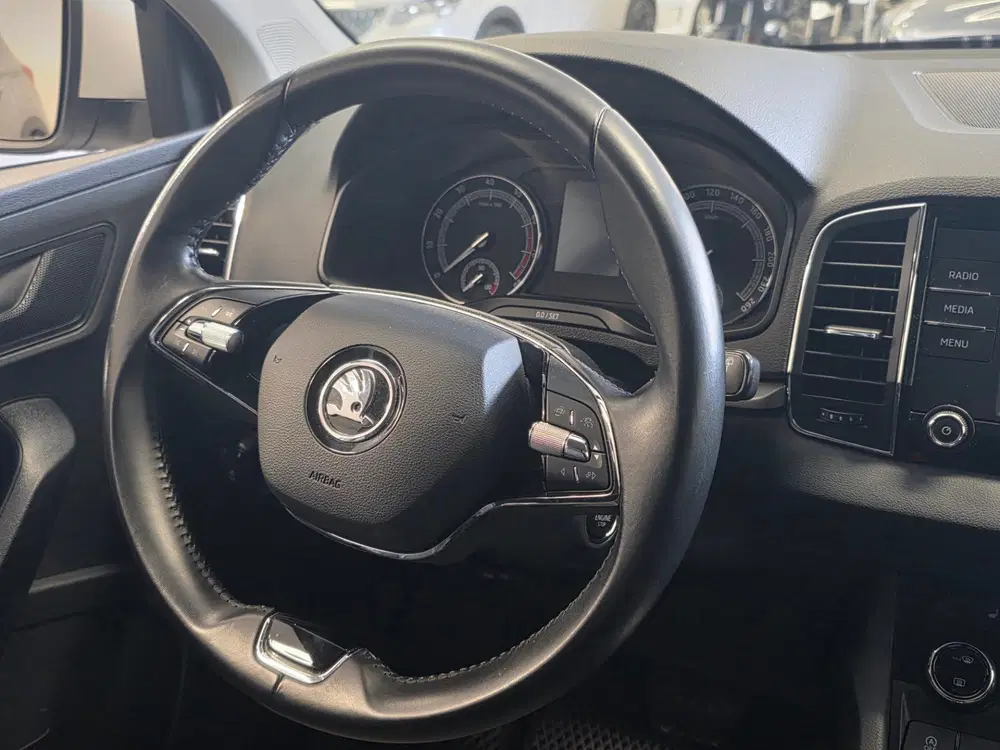 Skoda Karoq 1.5 TSI Automaat – Leder – Cruise – Naviga uit 2020, foto 4