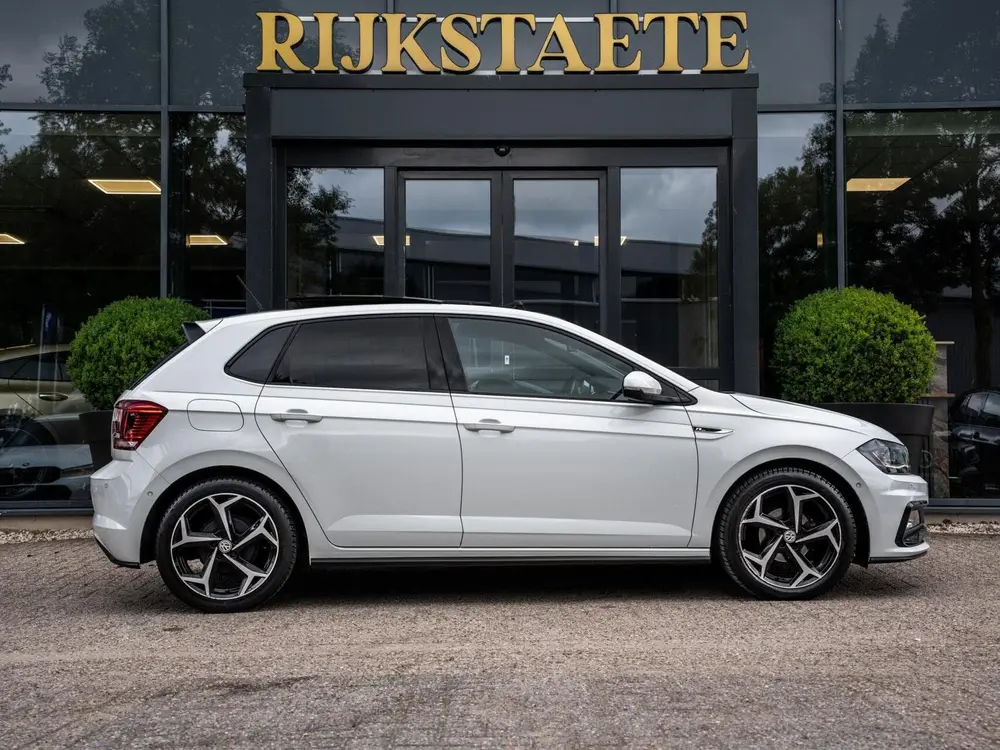 Volkswagen Polo 1.0 TSI Highline|PANO|ACC|17'|R-LINE|CARPLAY uit 2019, foto 6
