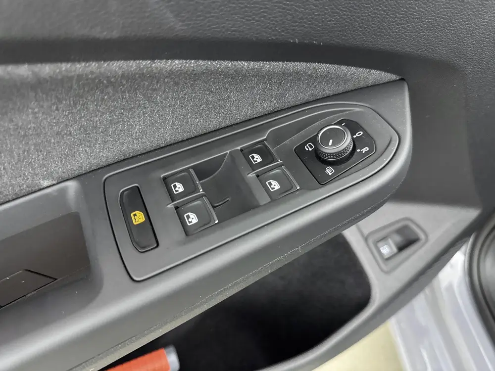 Volkswagen Golf 1.5 eHybrid Life Edition 204PK | Apple Carpl uit 2025, foto 15