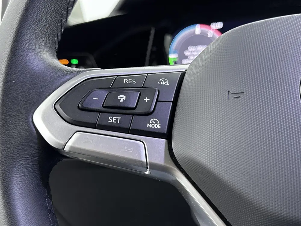 Volkswagen Golf 1.5 eHybrid Life Edition 204PK | Apple Carpl uit 2025, foto 6