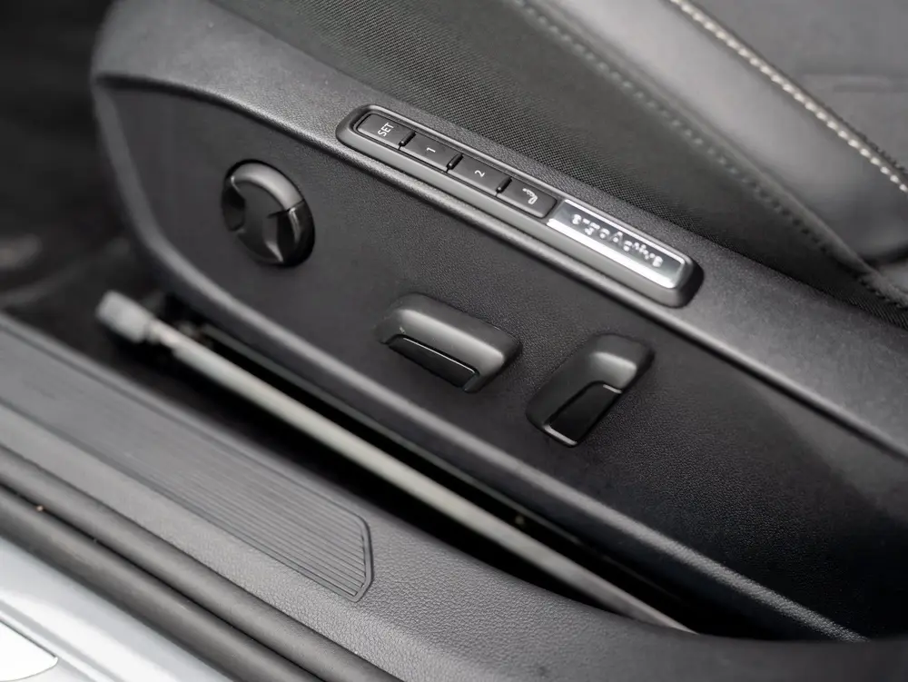 Volkswagen Golf 1.5 eTSI 50 Edition | Panodak | Trekhaak weg uit 2025, foto 7