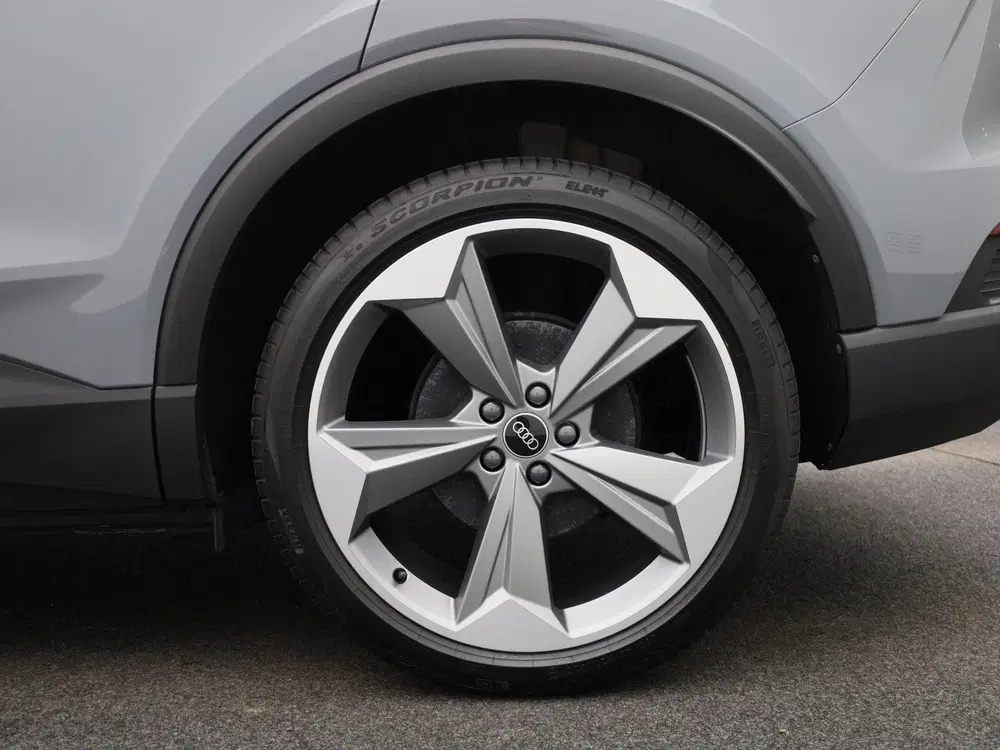 Audi Q4 e-tron 40 Edition 63 kWh l Climate control uit 2025, foto 13