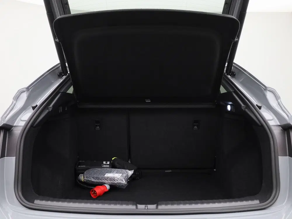 Audi Q4 e-tron 40 Edition 63 kWh l Climate control uit 2025, foto 14