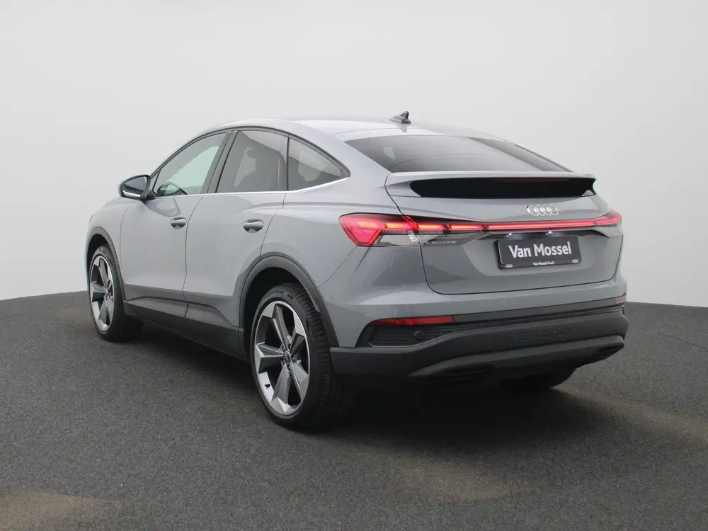 Audi Q4 e-tron 40 Edition 63 kWh l Climate control uit 2025, foto 2