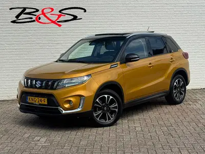 Suzuki Vitara 1.5 Hybrid Style Trekhaak Panorama dak Cam uit 2023