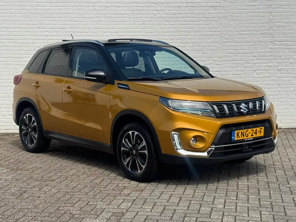 Suzuki Vitara 1.5 Hybrid Style Trekhaak Panorama dak Cam uit 2023, foto 11