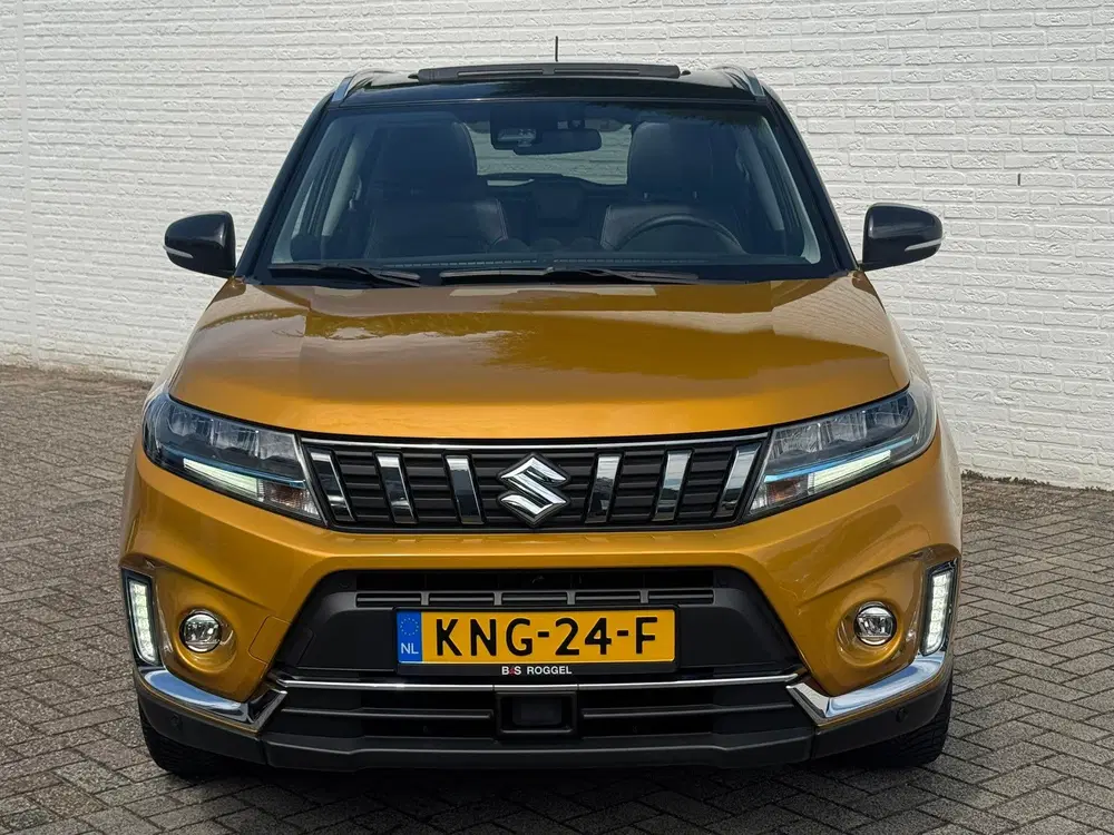Suzuki Vitara 1.5 Hybrid Style Trekhaak Panorama dak Cam uit 2023, foto 12