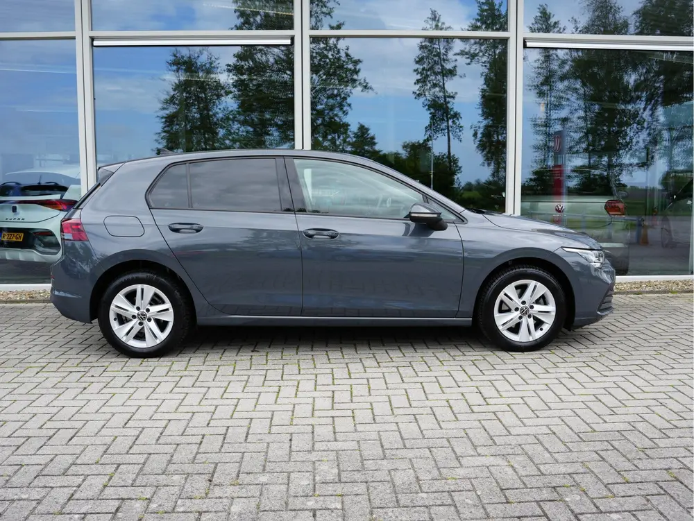 Volkswagen Golf 1.0 TSI Life | Draadloze telefoonlader | Cru uit 2021, foto 6