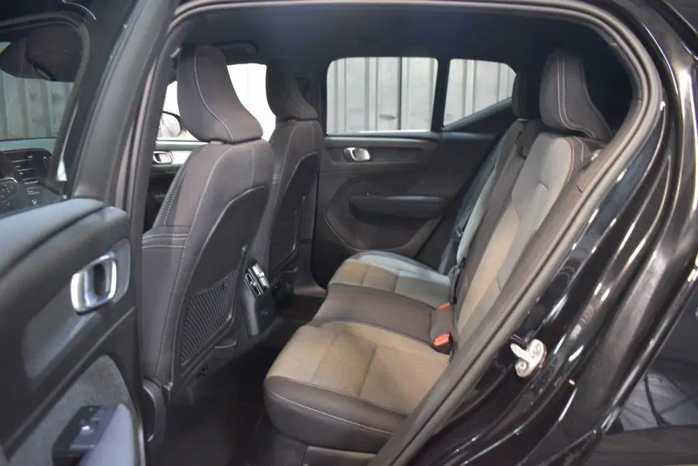 Volvo XC40 T4 211pk [Plug-In] Plus Bright uit 2022, foto 11