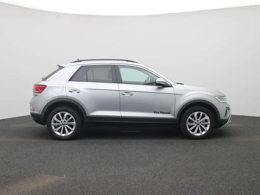 Volkswagen T-Roc 1.5 TSI Life Edition 150pk | EM | Automaat uit 2025, foto 6