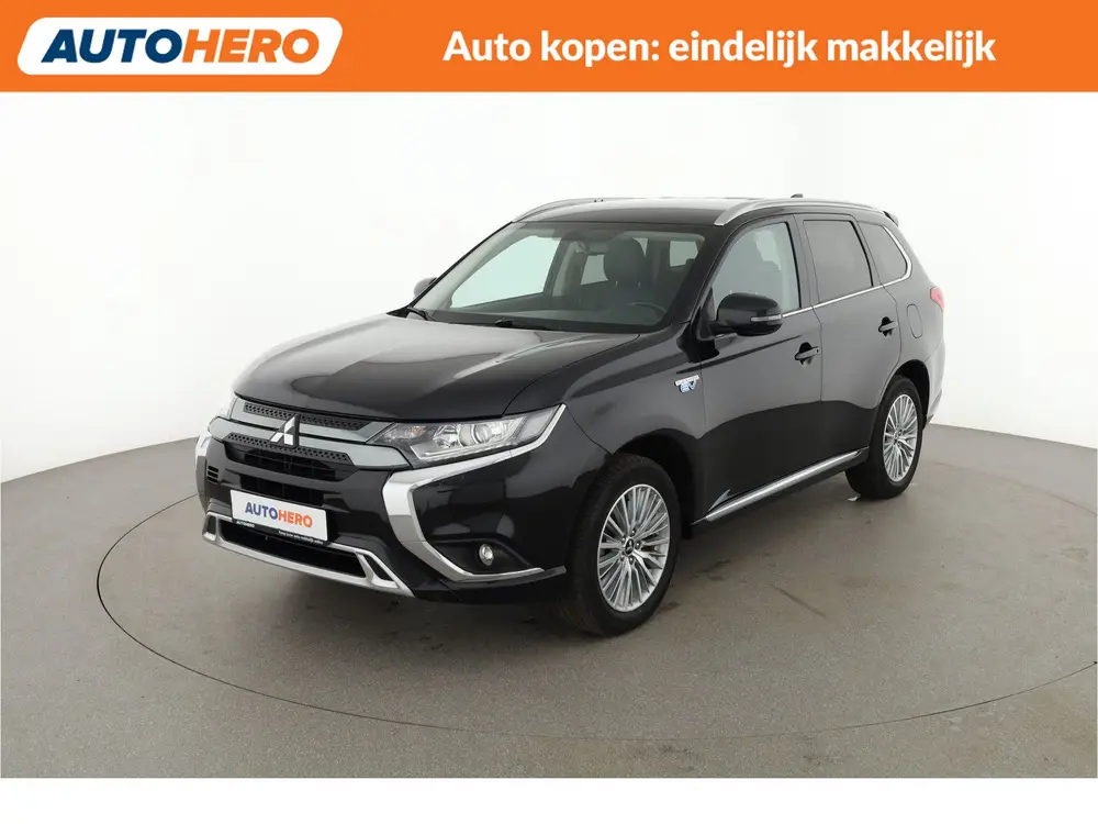 Mitsubishi Outlander 2.4 PHEV Spirit 4WD uit 2020