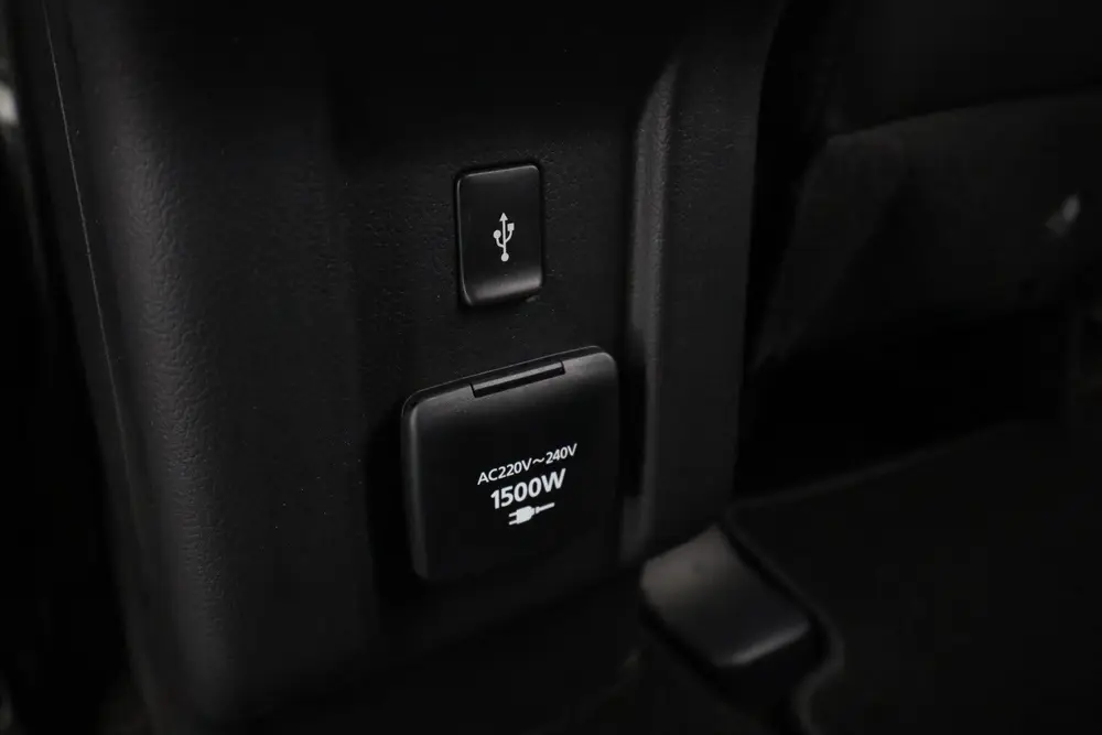 Mitsubishi Outlander 2.4 PHEV Spirit 4WD uit 2020, foto 18