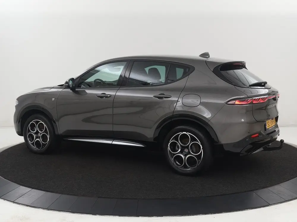Alfa Romeo Tonale 1.3T PHEV TI | 280PK | SOH 99% | Trekhaak uit 2023, foto 2
