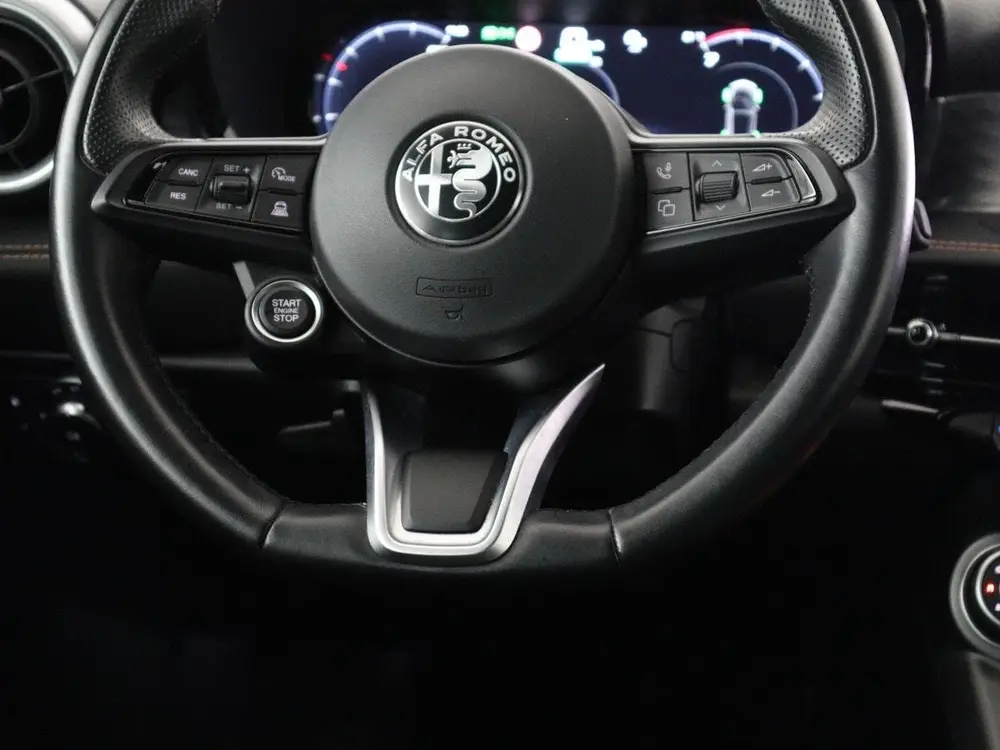 Alfa Romeo Tonale 1.3T PHEV TI | 280PK | SOH 99% | Trekhaak uit 2023, foto 9