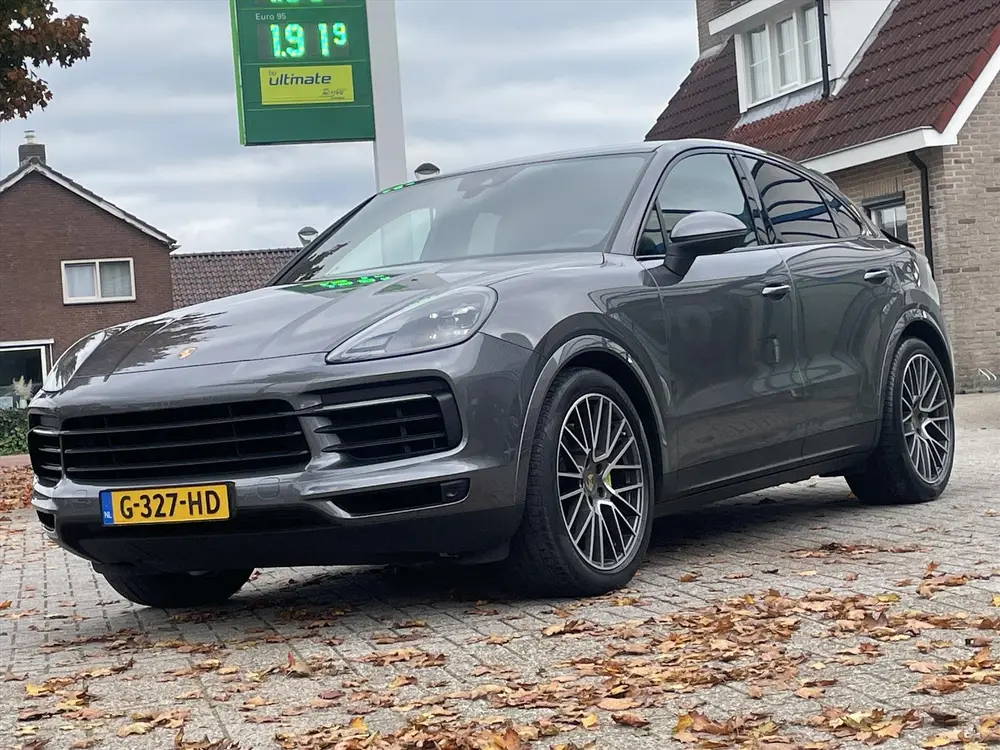 Porsche Cayenne Coupé 3.0 V6 462PK E-Hybrid / Pano / Nl aut uit 2019, foto 10