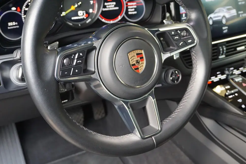 Porsche Cayenne Coupé 3.0 V6 462PK E-Hybrid / Pano / Nl aut uit 2019, foto 15