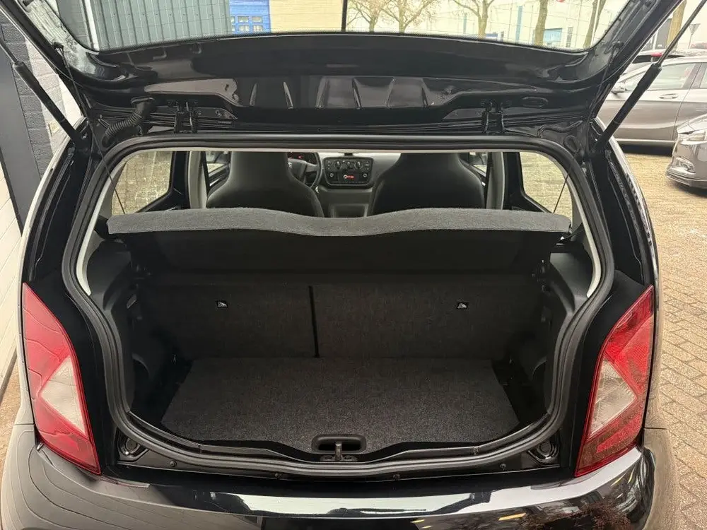 SEAT Mii 1.0 Style Intense stoelvw uit 2019, foto 13
