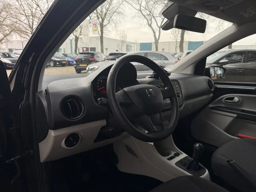 SEAT Mii 1.0 Style Intense stoelvw uit 2019, foto 2