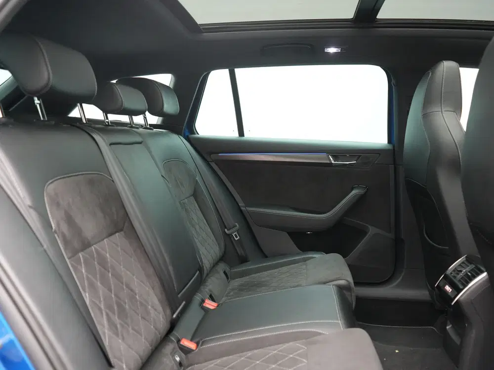Skoda Superb 1.4 TSI iV Sportline PHEV 218pk Dealer O. uit 2020, foto 6