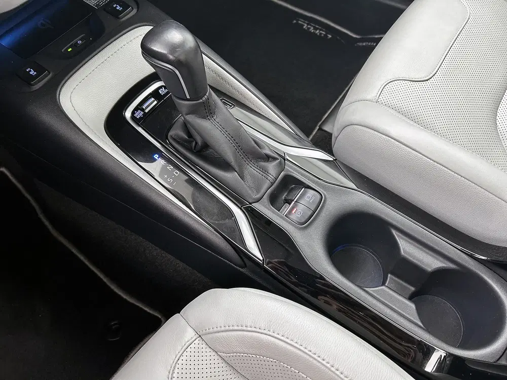 Toyota Corolla 2.0 Hybrid Premium uit 2020, foto 10