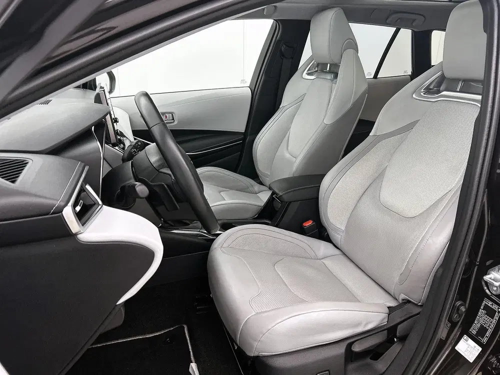 Toyota Corolla 2.0 Hybrid Premium uit 2020, foto 16
