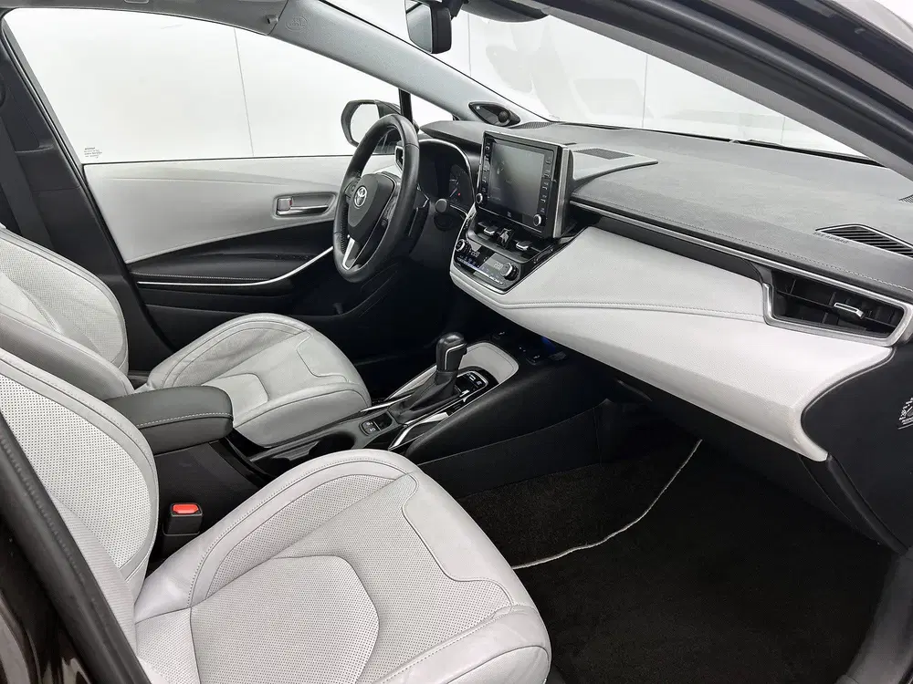 Toyota Corolla 2.0 Hybrid Premium uit 2020, foto 6