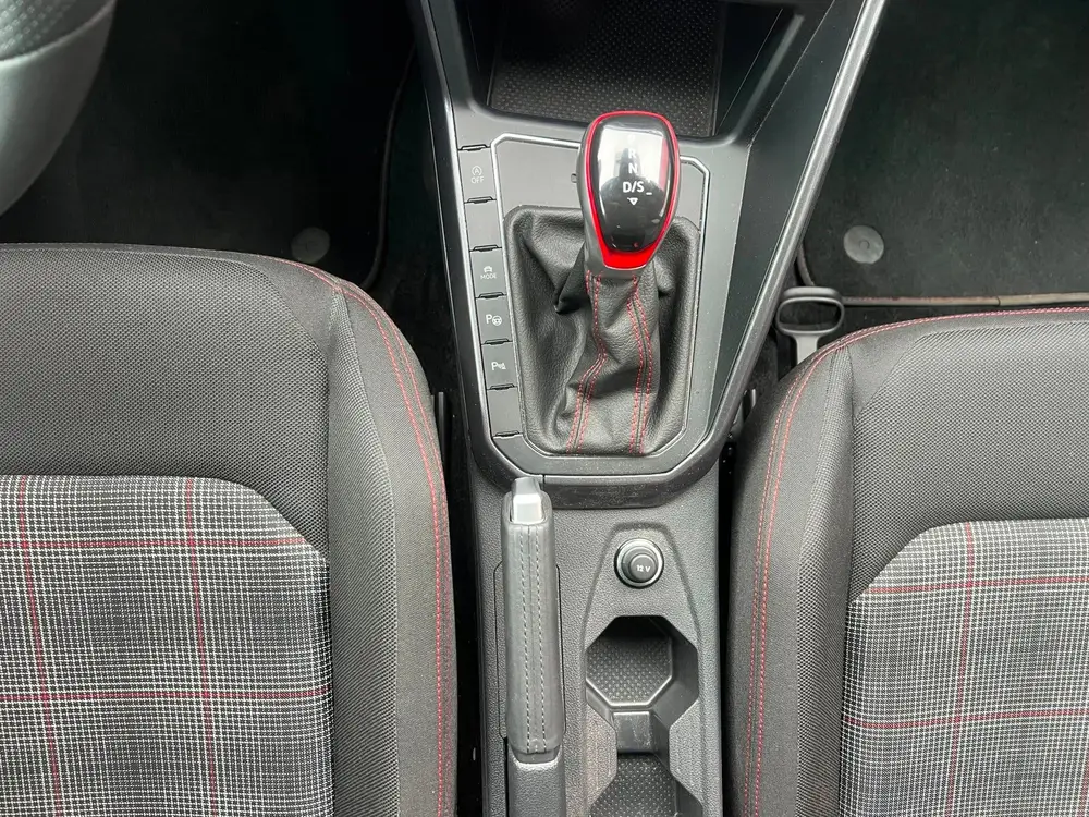 Volkswagen Polo 2.0 TSI GTI, Navi, PDC, Caplay, MatrixLed, 2 uit 2025, foto 16