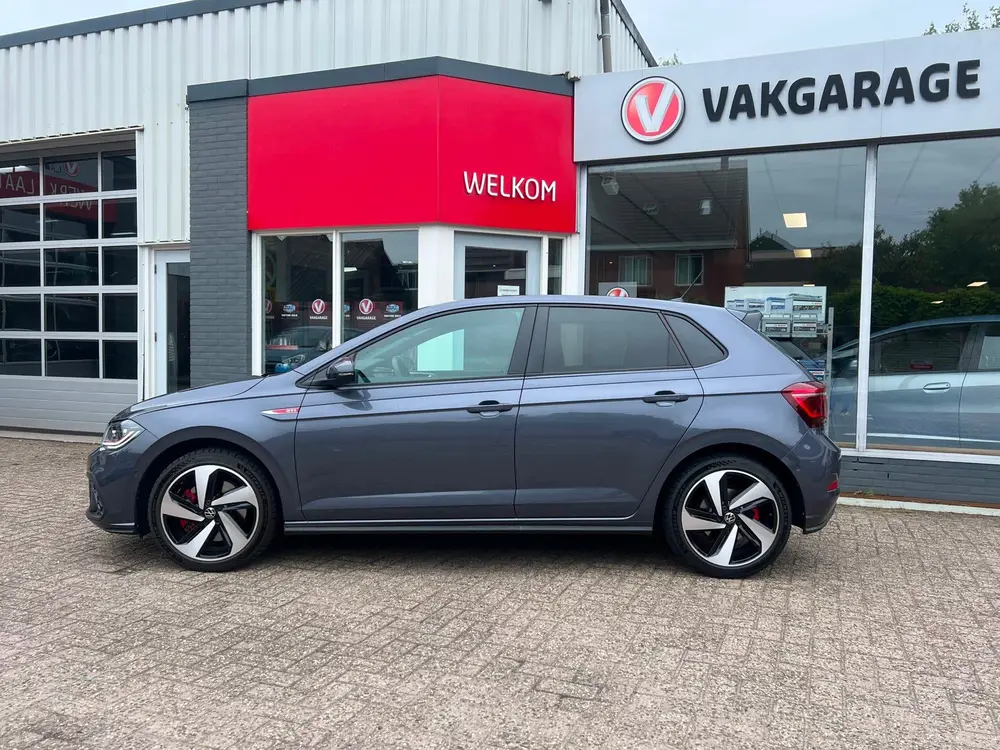 Volkswagen Polo 2.0 TSI GTI, Navi, PDC, Caplay, MatrixLed, 2 uit 2025, foto 2