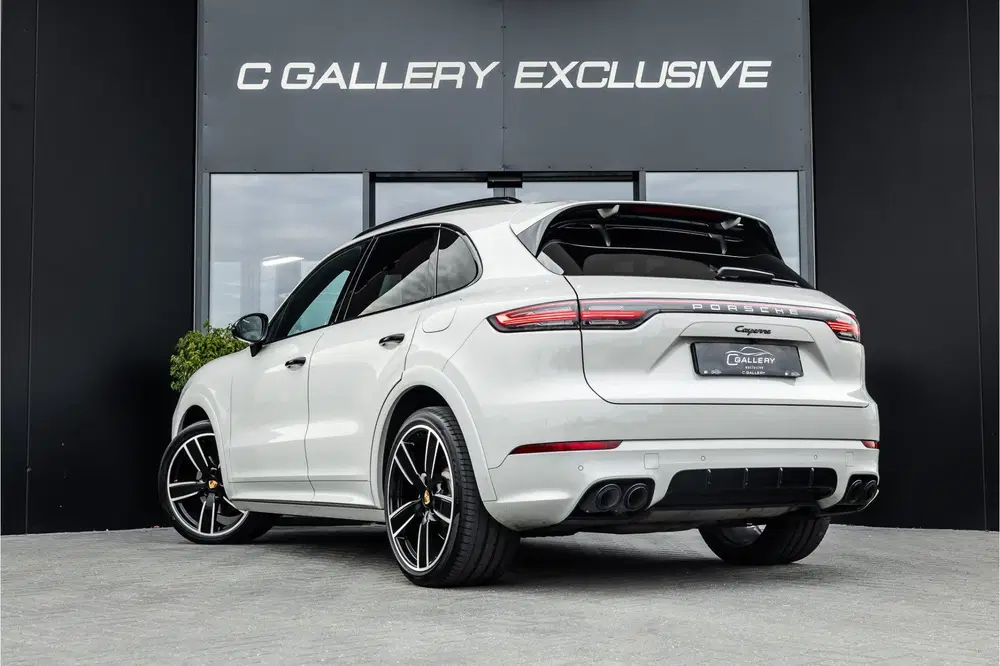Porsche Cayenne 3.0 E-Hybrid uit 2021, foto 5