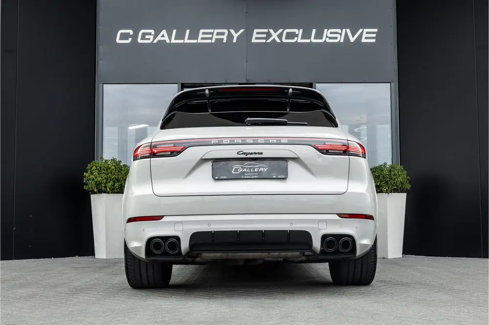 Porsche Cayenne 3.0 E-Hybrid uit 2021, foto 6