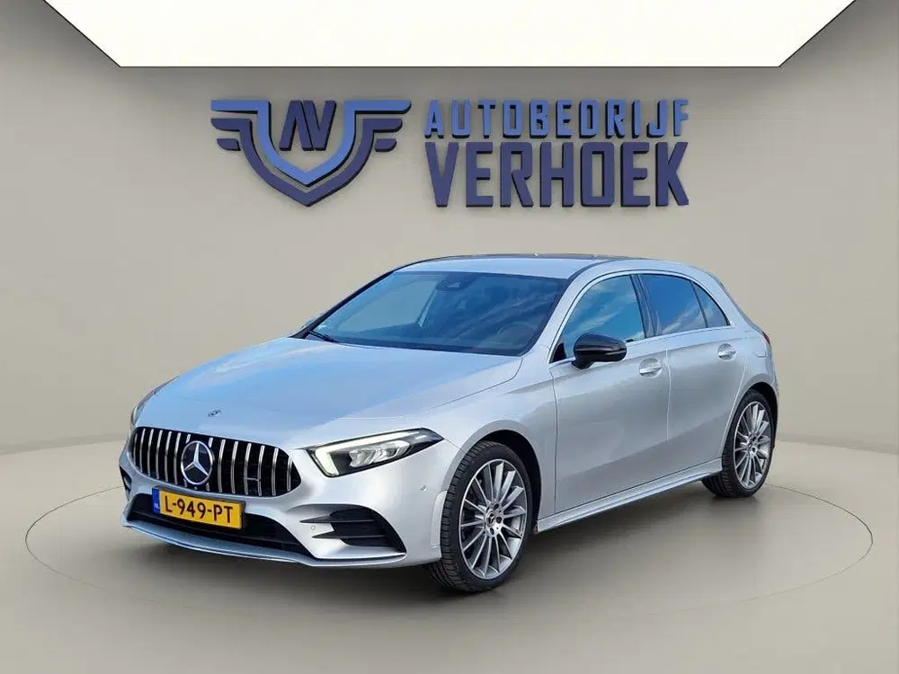 Mercedes-Benz A-Klasse 250 e AMG Burmester uit 2020, foto 5
