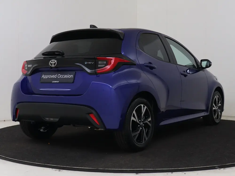 Toyota Yaris 1.5 Hybrid 115 Dynamic (bj 2025 uit 2025, foto 2