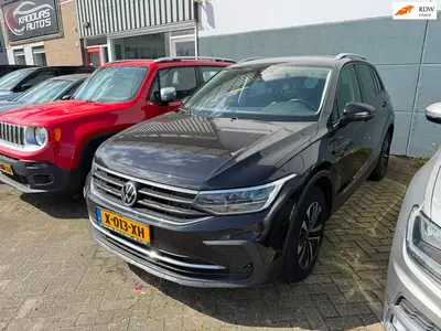 Volkswagen Tiguan 2.0 TDI Highline uit 2020