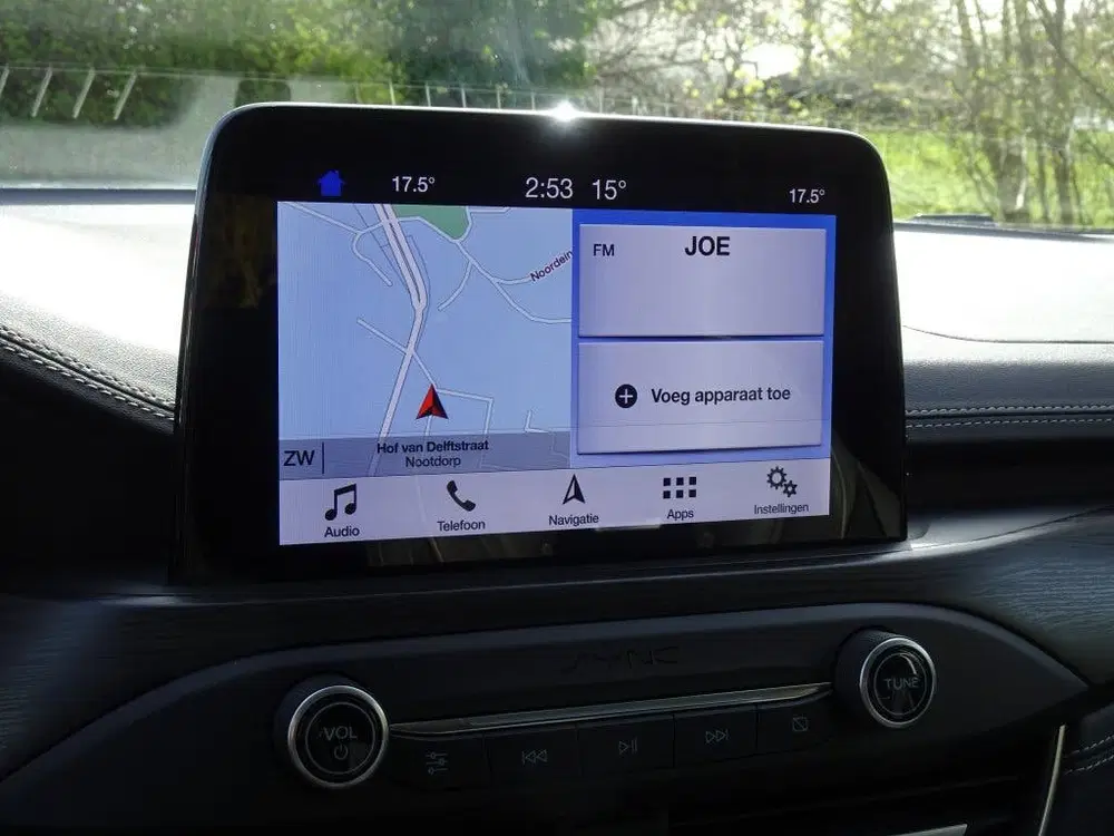 Ford Focus 1.0 125pk Vignale met Head-Up uit 2019, foto 19