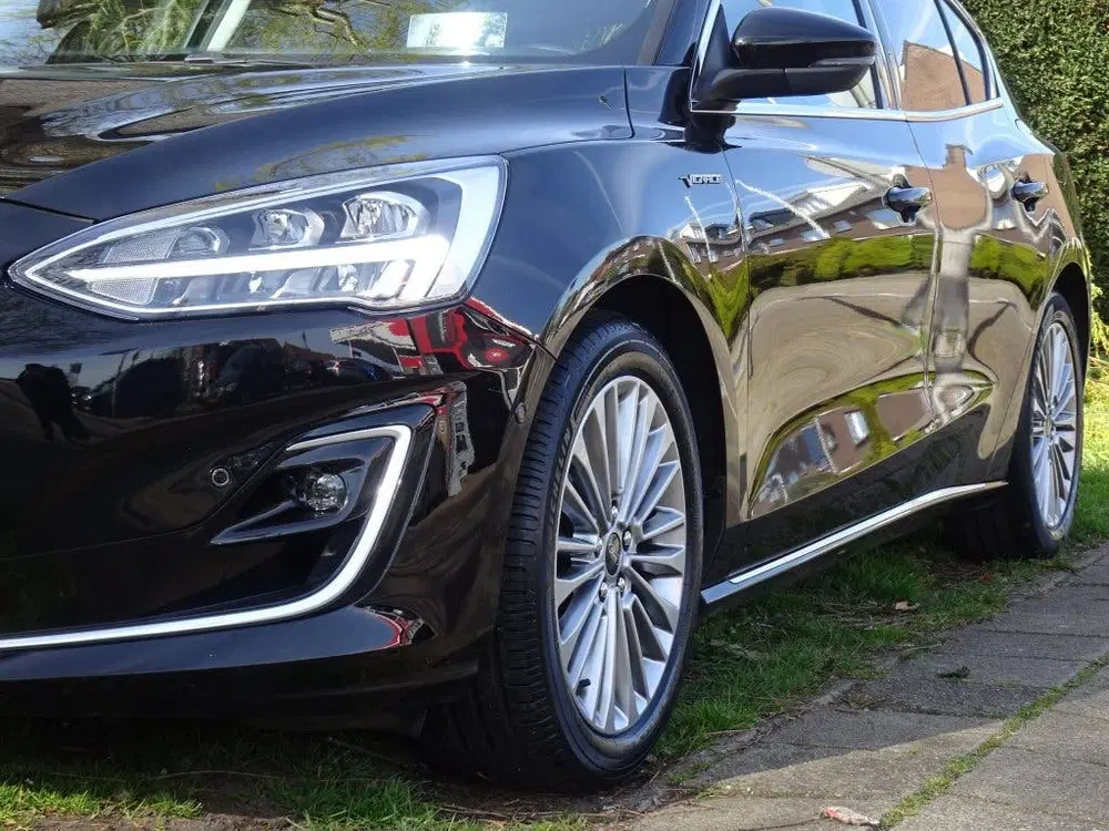 Ford Focus 1.0 125pk Vignale met Head-Up uit 2019, foto 4